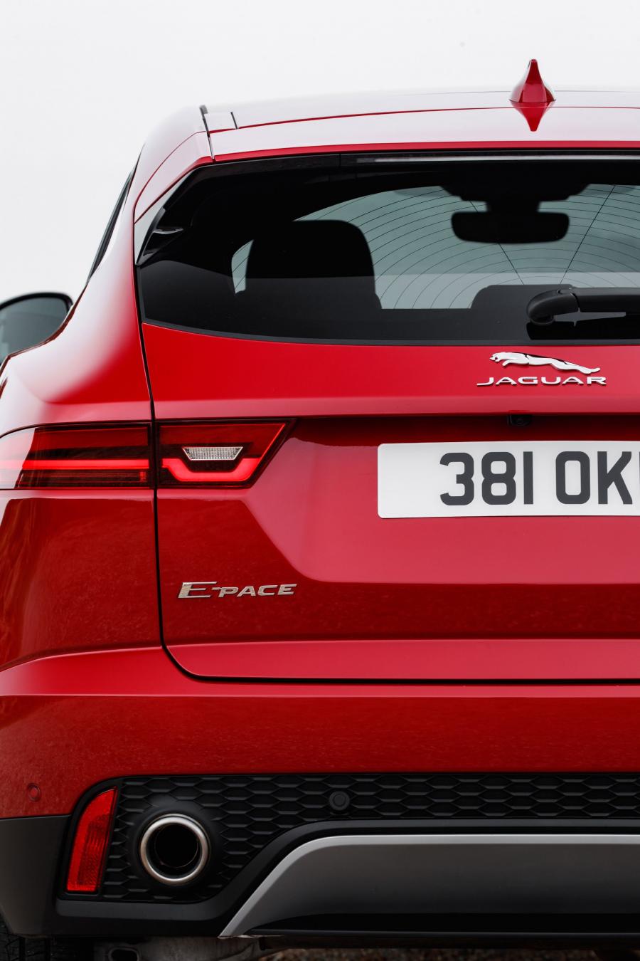 Детали экстерьера Jaguar E-Pace D240 AWD 2017 года  (WW) (фото 20 из 40)